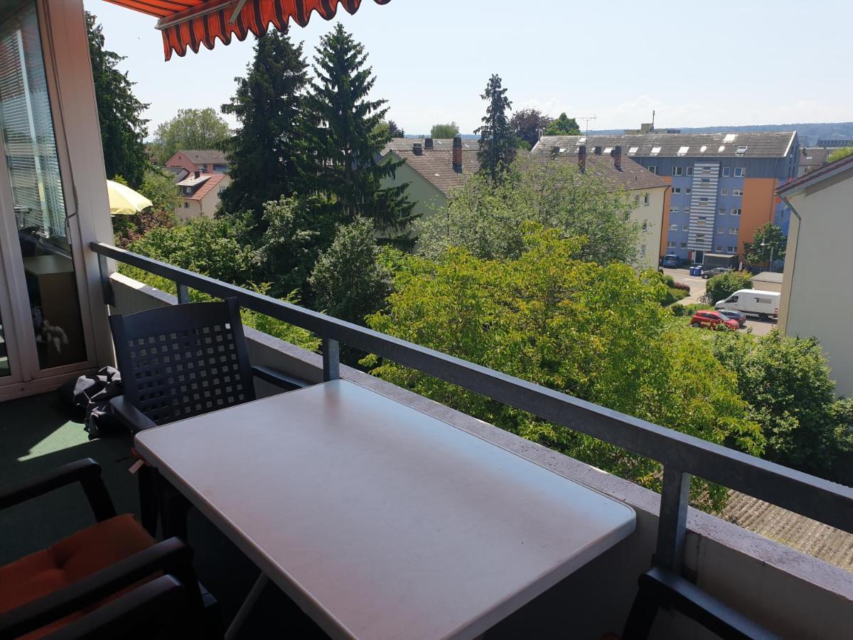 Wohnung Fuer 4 Personen, 2 Schlafzimmer, 2 Parkplaetze, Wlan كونستانز المظهر الخارجي الصورة